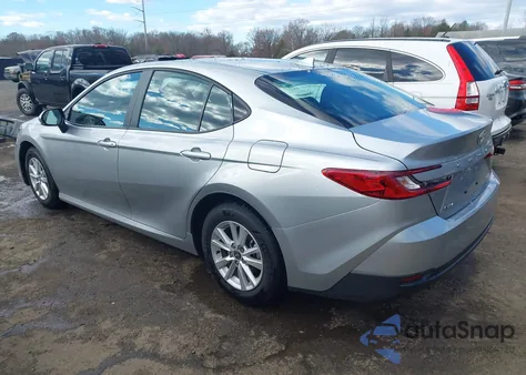 2025 Toyota Camry Le из США, поврежденный, VIN 4T1DAACK7SU207722